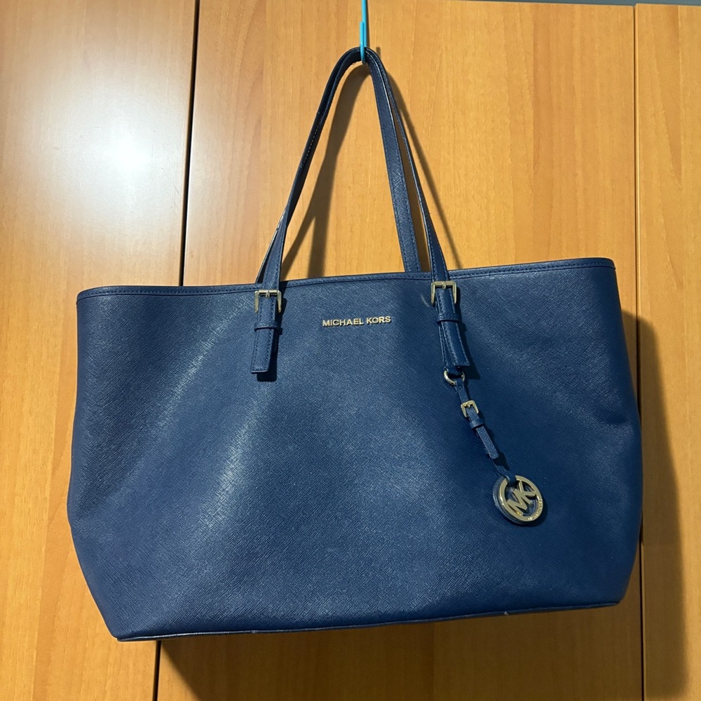 Jet Set Travel Leather Tote